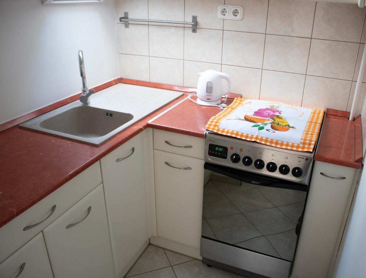Csalogany Apartman Apartment Szekszard Exterior photo
